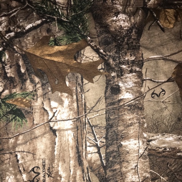 Ladies Hunt Gear Camo Shirt - Picture 6 of 8